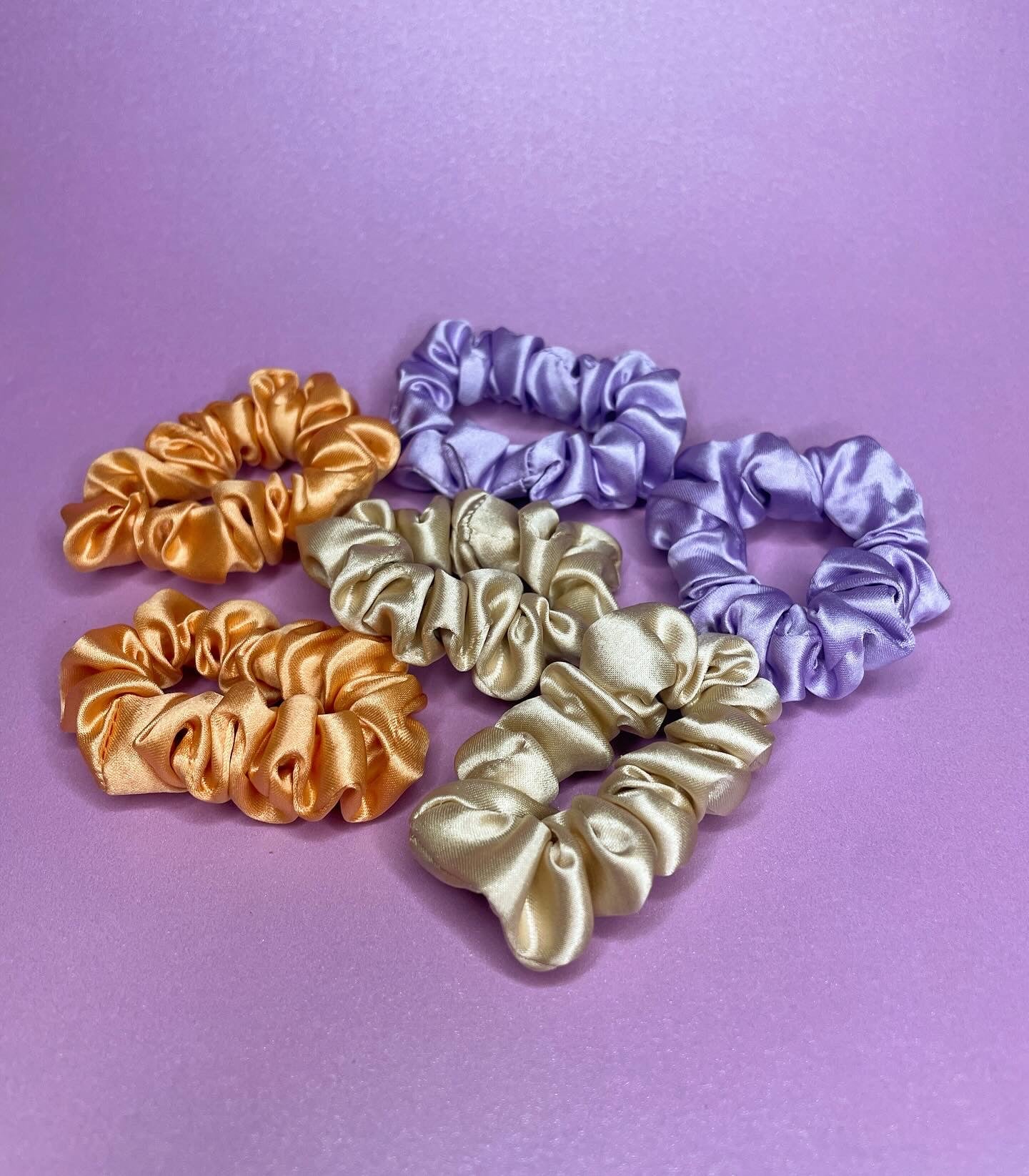 100% Silk: Mini Scrunchies